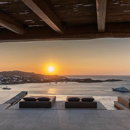 The Skyvilla Mykonos - A Landmark Property With Breathtaking Views Of The Psarou Bay Mykonos Town エクステリア 写真